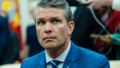 Pentagon Pete Sued by U.S. Hero for ‘Chilling’ Message to Vets