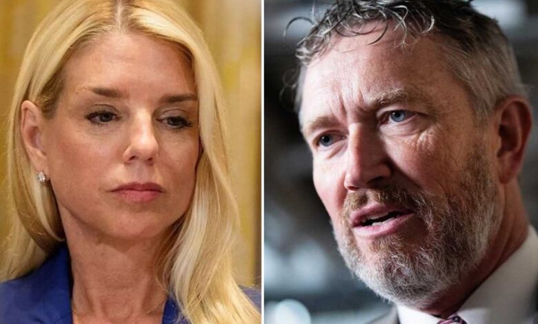 Massie Threatens to Go ‘Nuclear’ and Reveal Epstein Client Names If Bondi Won’t Unredact Them Massie Threatens to Go ‘Nuclear’ and Reveal Epstein Client Names If Bondi Won’t Unredact Them