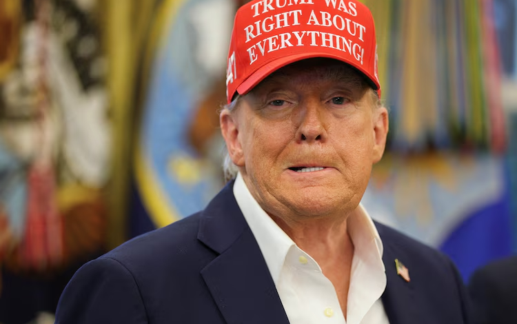 MAGA Crowd Embarrassingly Cheers for Trump Impeachment